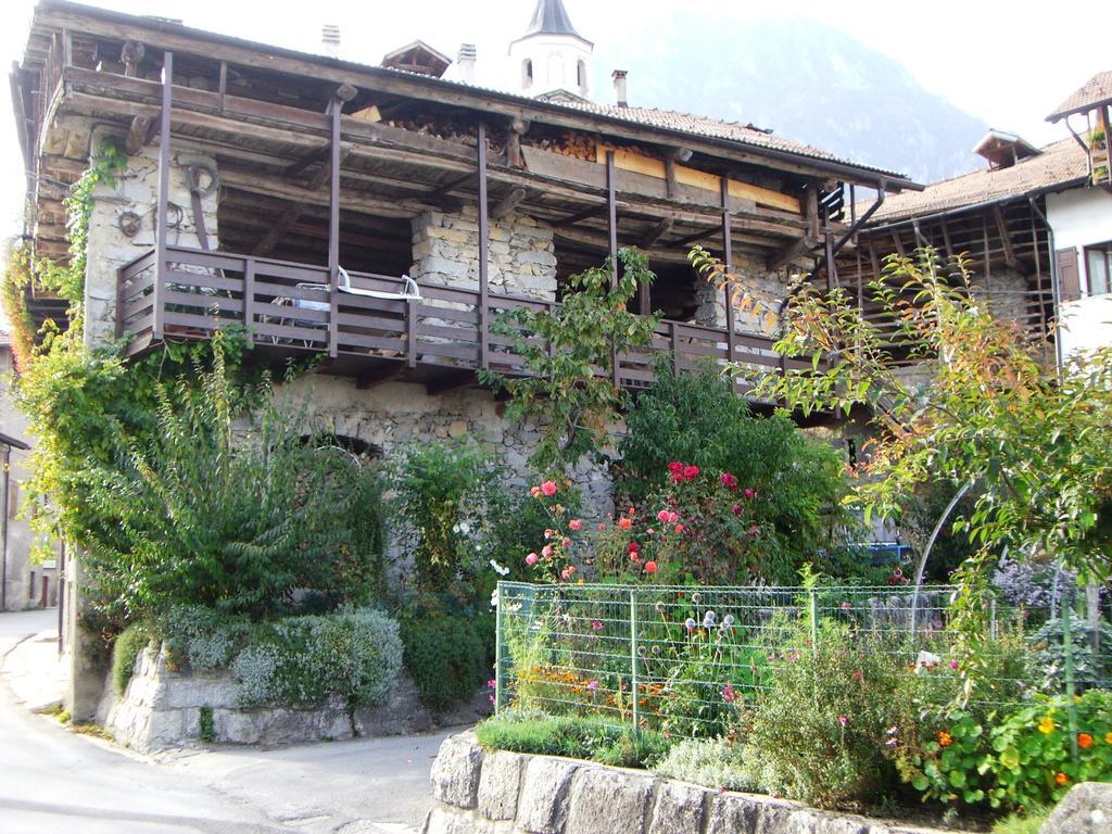 Hotel Posta Comano Terme Exterior foto